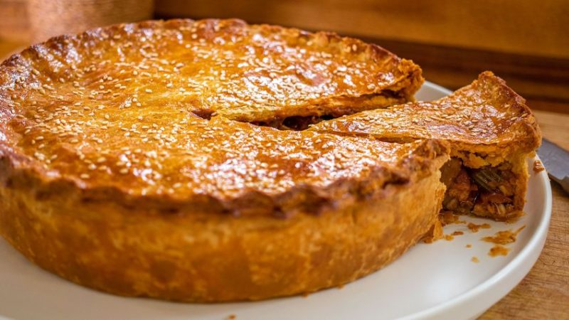Tarte au coq au vin